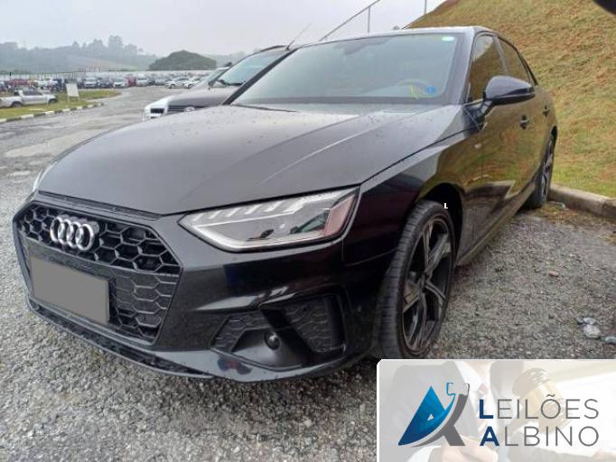 AUDI A4 22/23